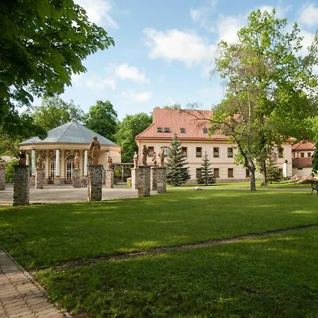 Kupelny Dom Mateja Bela Hotel